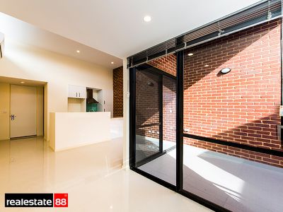 9 / 33 Windsor Street, Perth