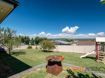 4 BILLABONG CLOSE, Kelso