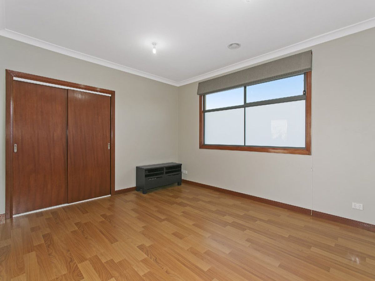 17 Mangana Drive, Mulgrave