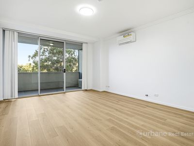 11 / 24 Mons Road, Westmead