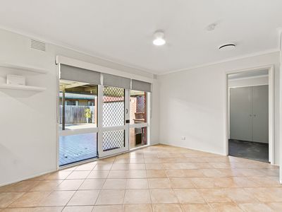 2 Rebecca Drive, Sale