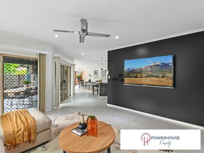 6 East Parkridge Drive, Brinsmead