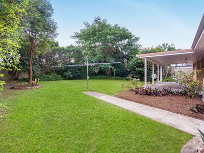 10 Packman Avenue, Rochedale South