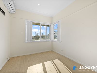 32 Torrens Street, Canley Heights