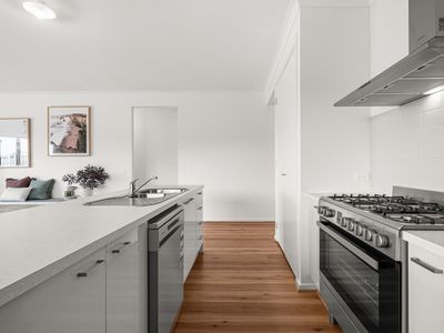 23 Callaway Court, Peterborough