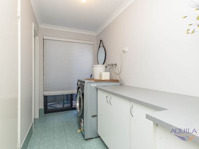 10 Glenallen Way, Ellenbrook