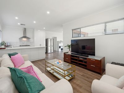 32 Lancaster Loop, Piara Waters