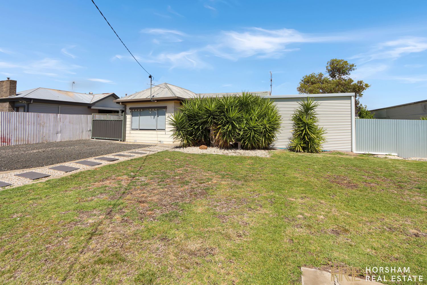 21A Bradshaw Street, Horsham