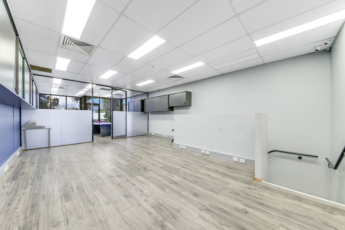1 / 7 Samantha Place, Smeaton Grange