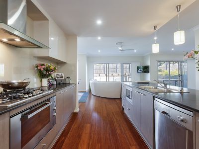 8 Edgewater Drive, Morisset Park