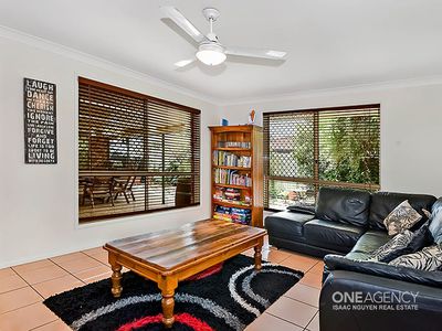 86 Woodcrest Way, Springfield