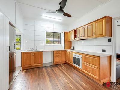 16 O'Connell Street, Millbank