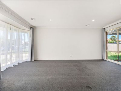 2 DELATITE COURT, Wodonga