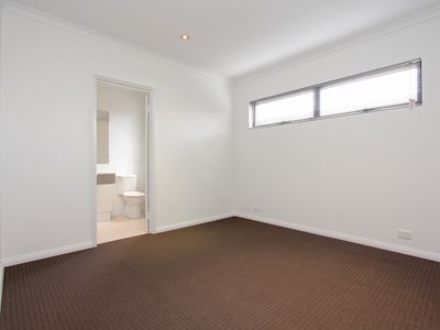 20B Woodchester Road, Nollamara
