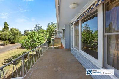 6  Varley Avenue, Tamworth