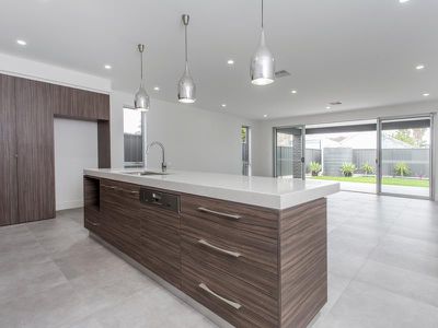 12 Brinkworth Street, South Plympton