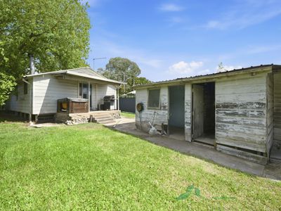 37 Freeburgh Avenue, Mount Beauty