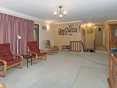 1336 Brisbane Valley Highway, Fernvale