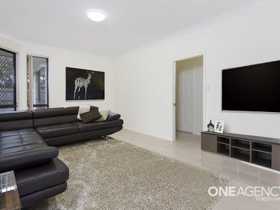 12 Admiral Crescent, Springfield Lakes