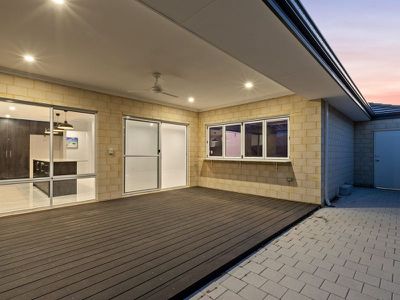 15 Clarendon Approach , Baldivis