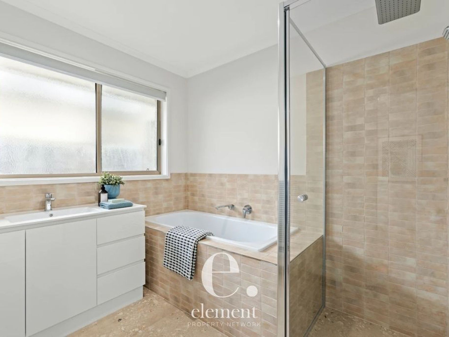 1 / 320 Aberdeen Street, Manifold Heights