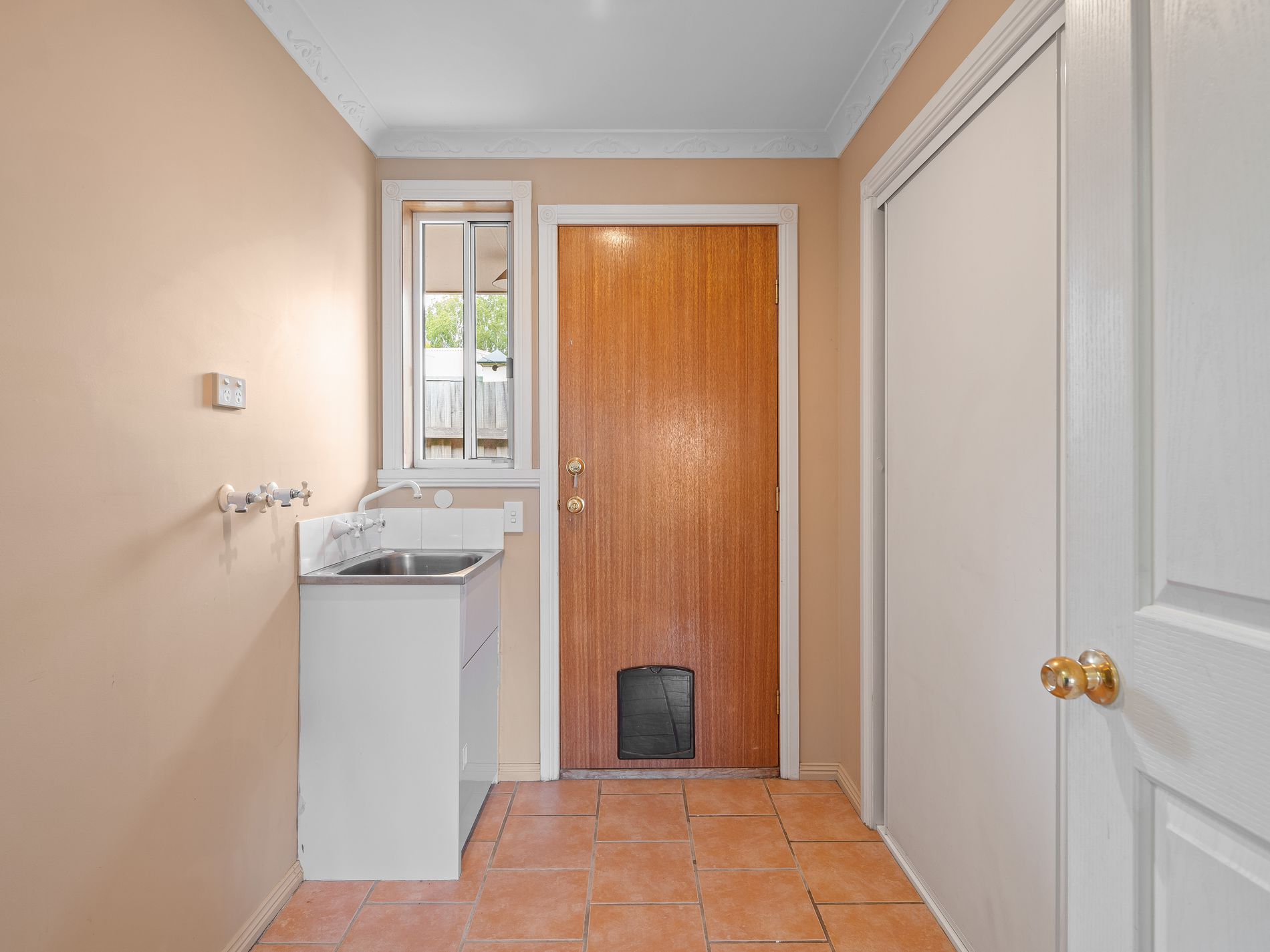 150 Wellington Street, Longford