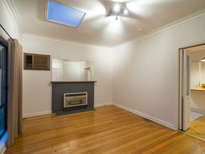 16 Joyhill Avenue, Box Hill South