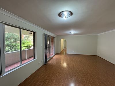 1 / 18 Thomas Street, Parramatta
