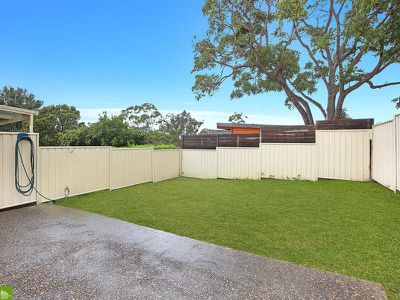 2 / 51 Waples Road, Unanderra