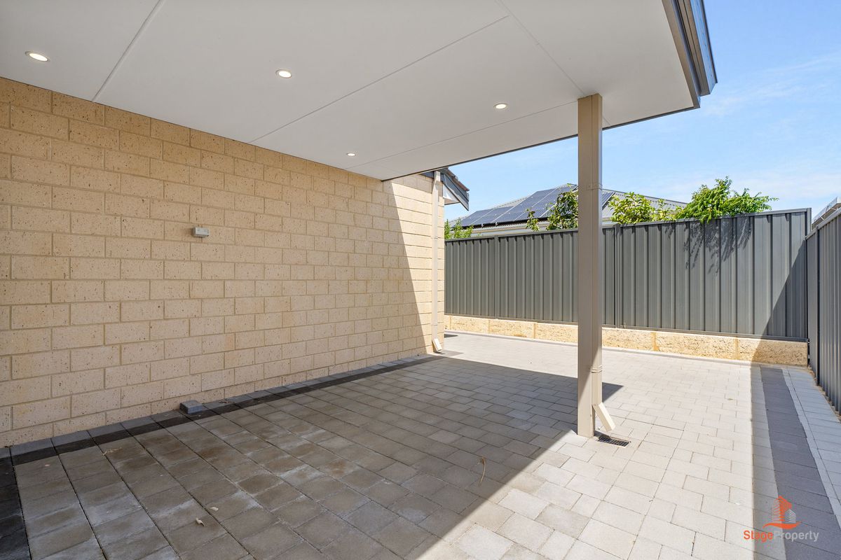 15 Greywacke Entrance, Piara Waters