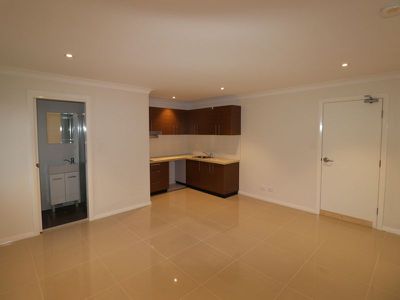 4 / 113 Newton Road, Blacktown