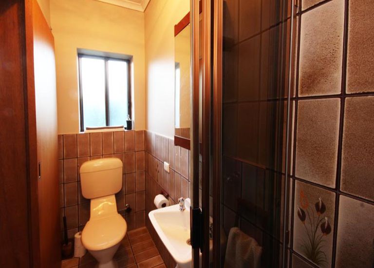 2 Everard Court, West Lakes