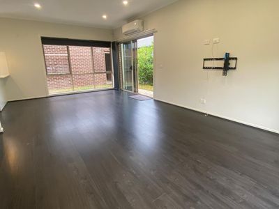 2 / 23 Larissa Street, Tarneit