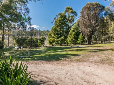 79 Dip Road, Mountain River