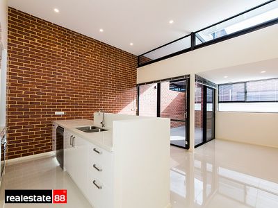 9 / 33 Windsor Street, Perth