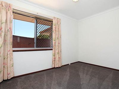 1 / 7-9 Kanimbla Road, Bicton