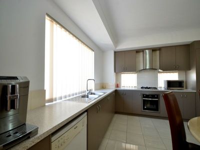 5 Sweeting Cove, Canning Vale