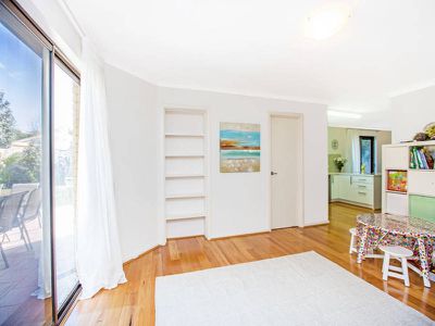 2 / 5B Fourth Avenue, Applecross