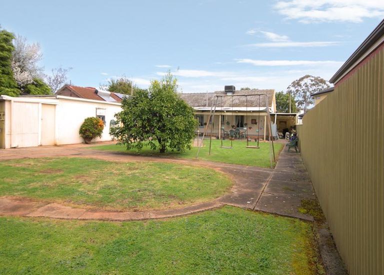 1 Comley Street, Brighton