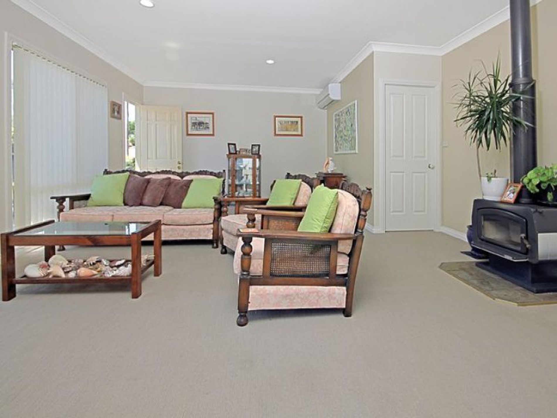 21 Ross Avenue, Narrawallee