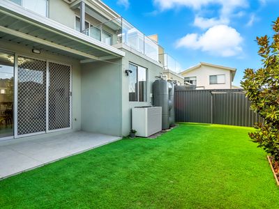 24 Wookey Glade, Riverstone