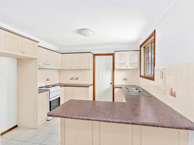 4 / 54 Pur Pur Avenue, Lake Illawarra