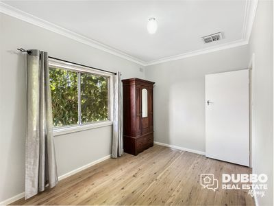44 Banksia Crescent, Dubbo