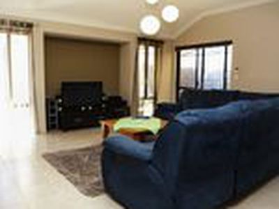 25 Gamenya Street, Canning Vale