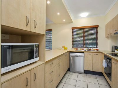 6 / 7-11 James Street, Noosaville