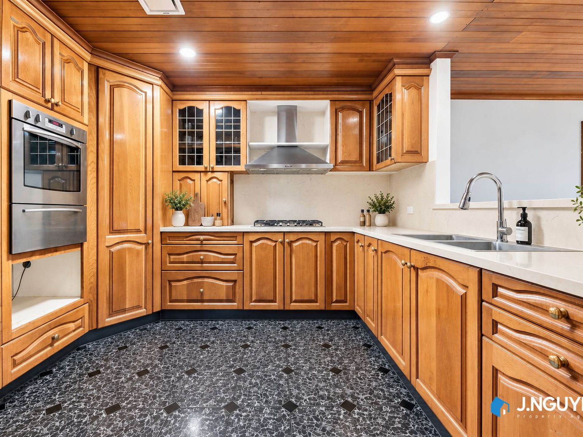 147 King Road, Fairfield West