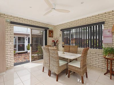 28 Ocean View Avenue, Mooloolaba