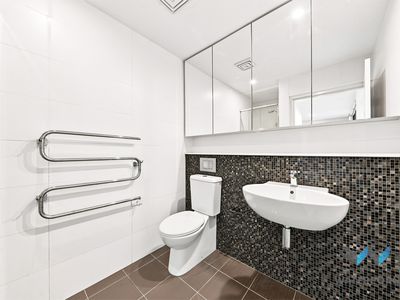 111 / 54A Blackwall Point Road, Chiswick