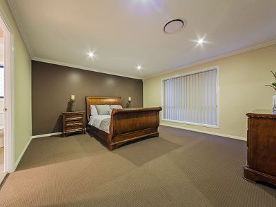 8 Foxwood Circuit, Wakerley