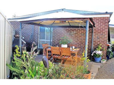 30 Barnett Drive, Kangaroo Flat